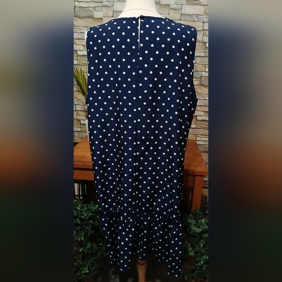 SHEIN Curve 3X Navy Polka Dot Sleeveless Dress - Picture 2 of 3